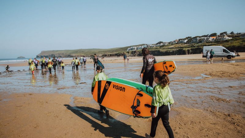 Groms-surf-club-01