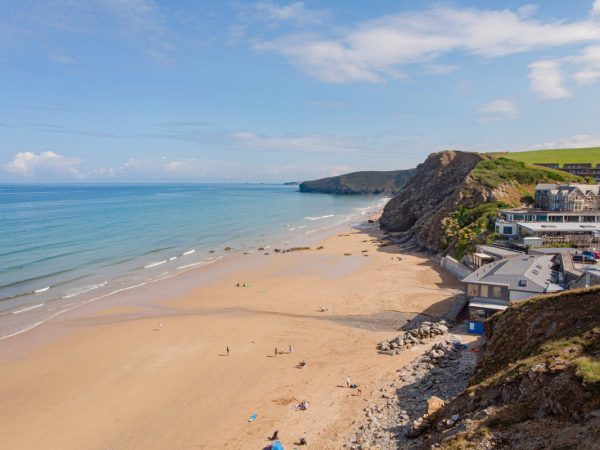 Beginner surf lesson at Watergate Bay